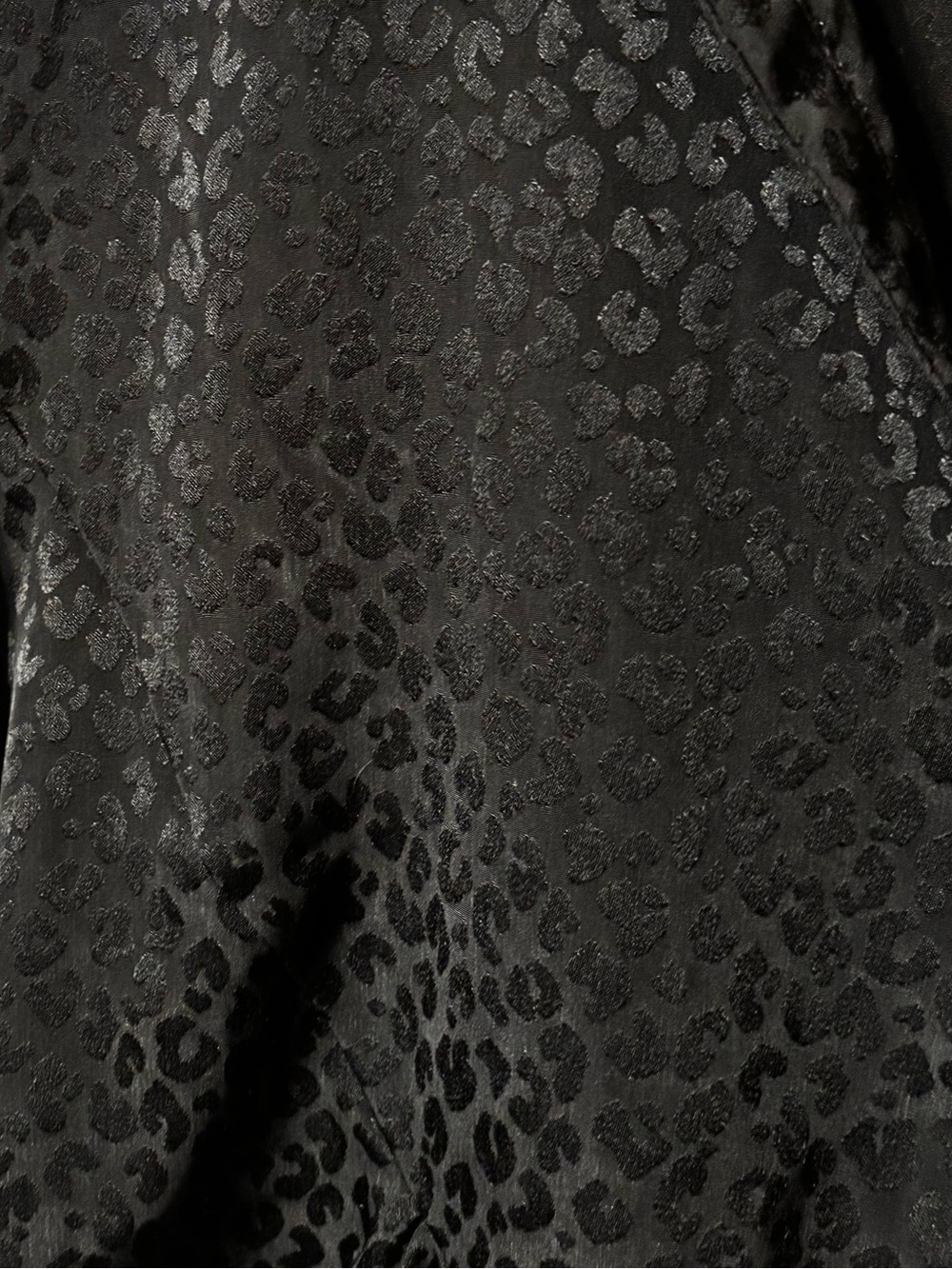 Lily Pulitzer Satin Tonal Leopard Print Blouse Large - Picture 4 of 6